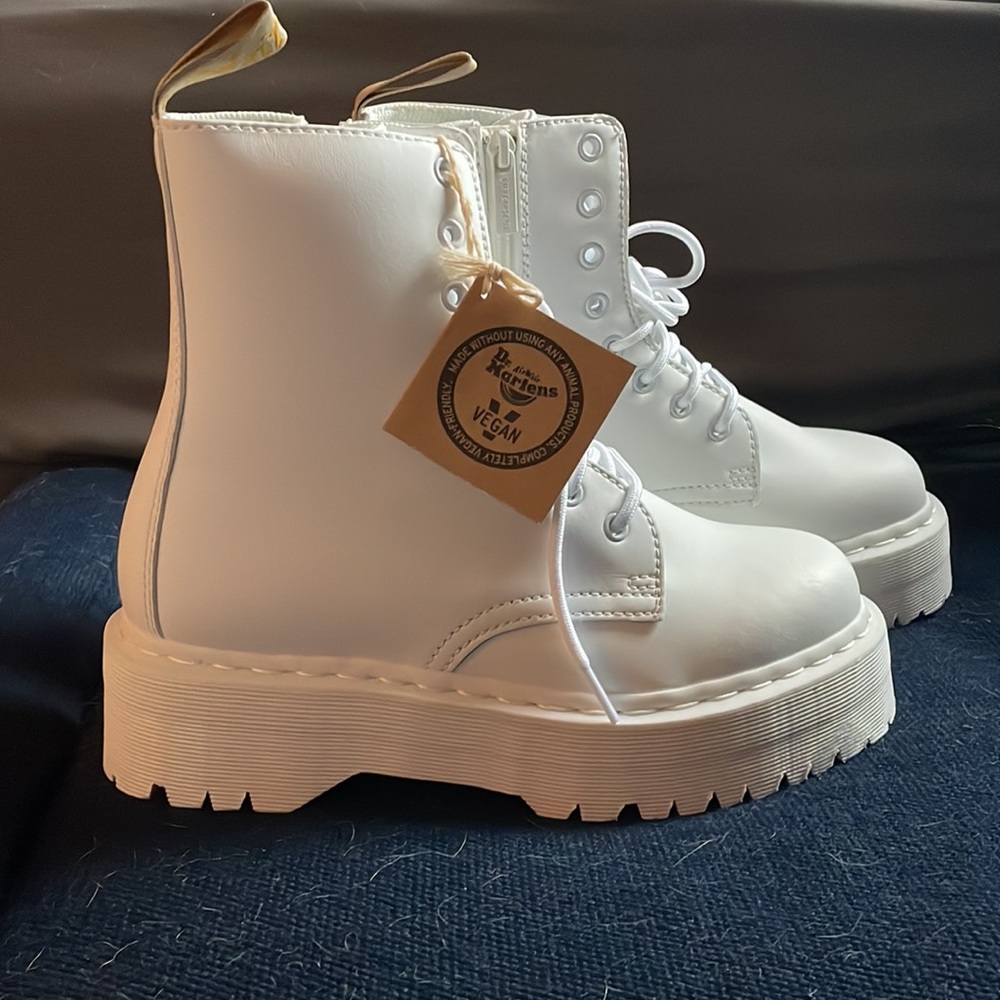 Dr Martens Vegan Jadon II Boot Kemble Mono Platforms NEW WITH TAG
